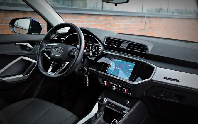 Audi Q3 cena 132900 przebieg: 39000, rok produkcji 2022 z Nisko małe 781